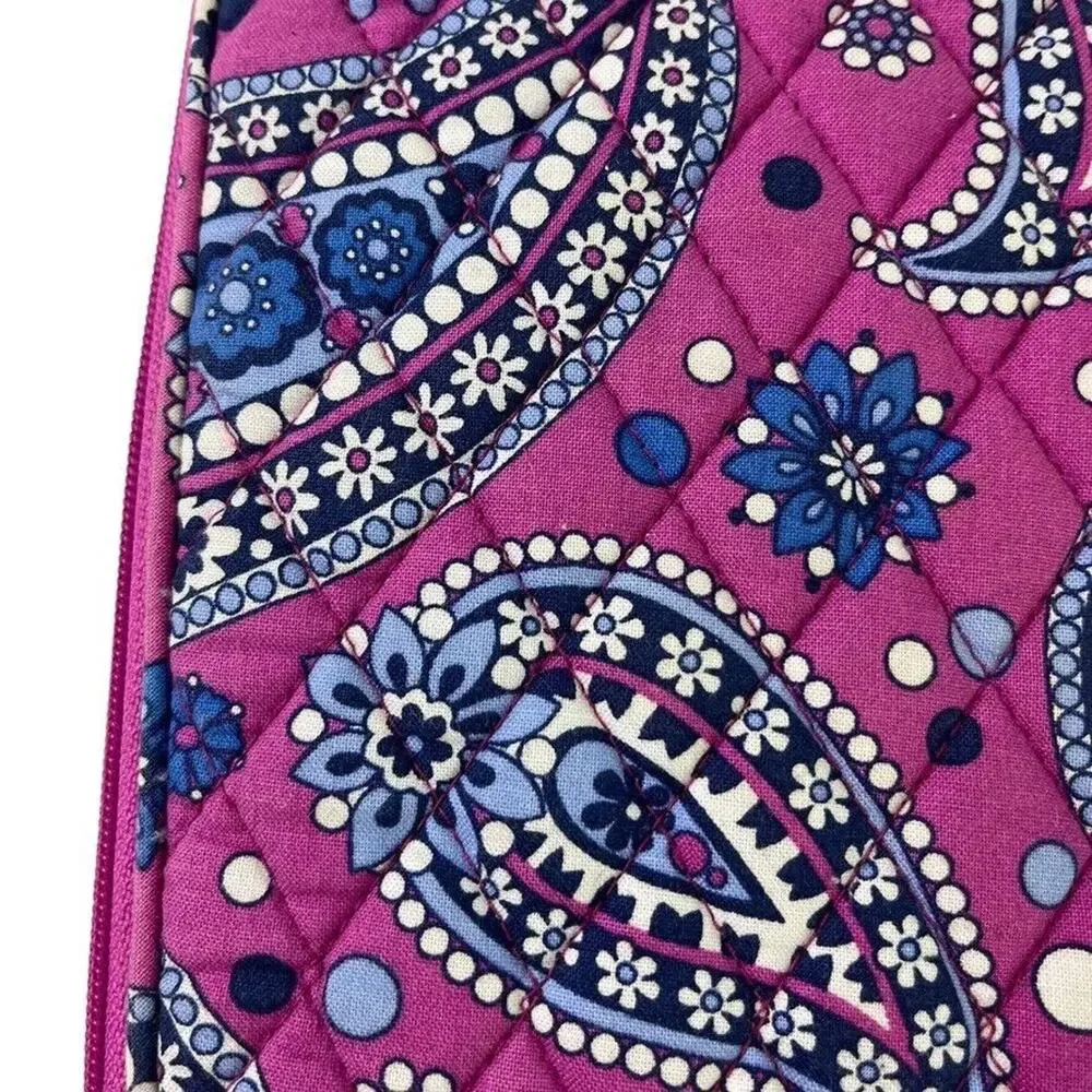 Vera Bradley Boysenberry Tablet Sleeve Padded Paisley Zip Around Bag Quilted
